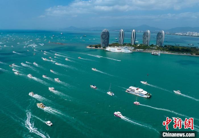 海南三亚将分阶段建成世界级美丽滨海城市